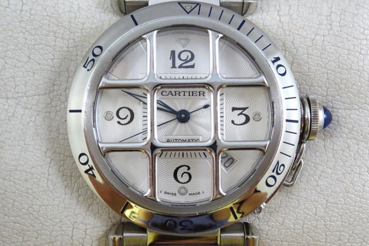 カルティエ　パシャ グリッド Cal.191 